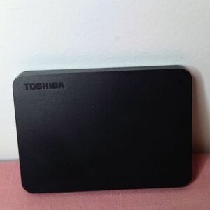 Toshiba Canvio Basics 2TB Portable External Hard Drive | Model: DTB420 | Black |